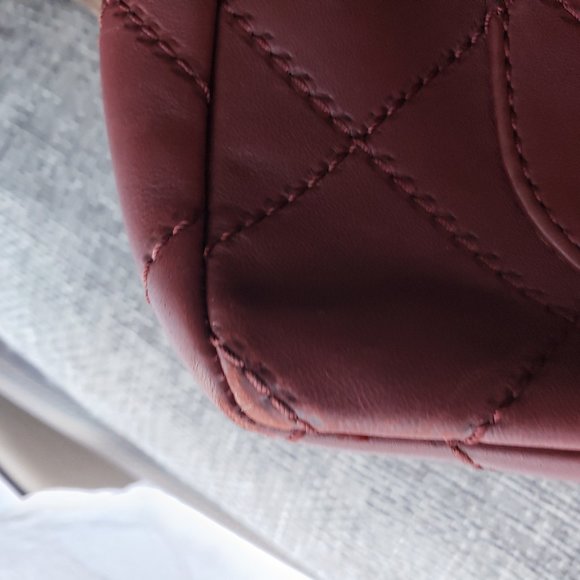 CHANEL  25 Quilted Silver Hardware Lamb Burbundy - Picture 14 of 14